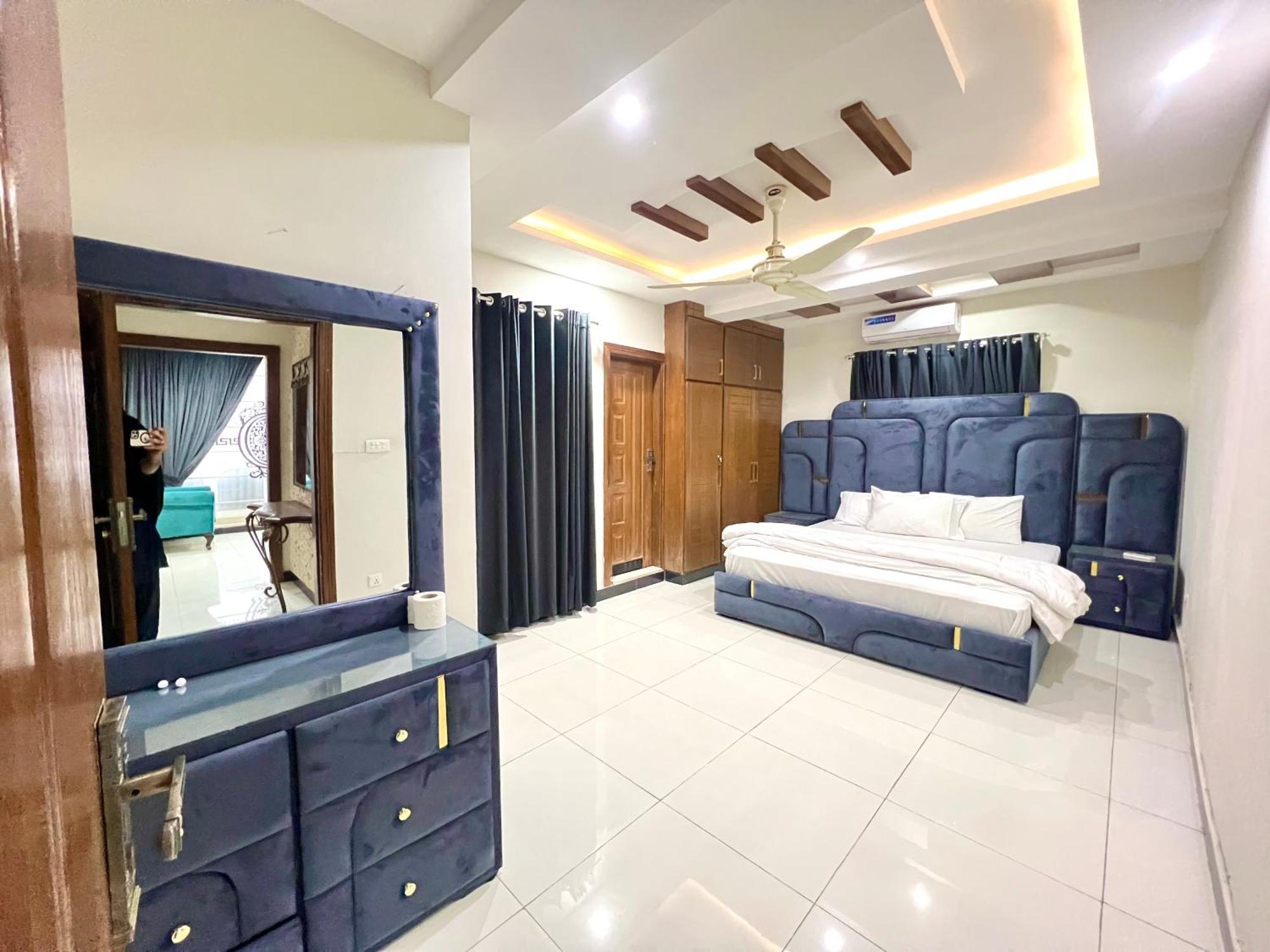 Penthouse 3Bedrooms - Luxury Apartment Hotel Iszlámábád Kültér fotó